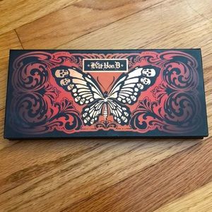 Kat Von D eyeshadow palette